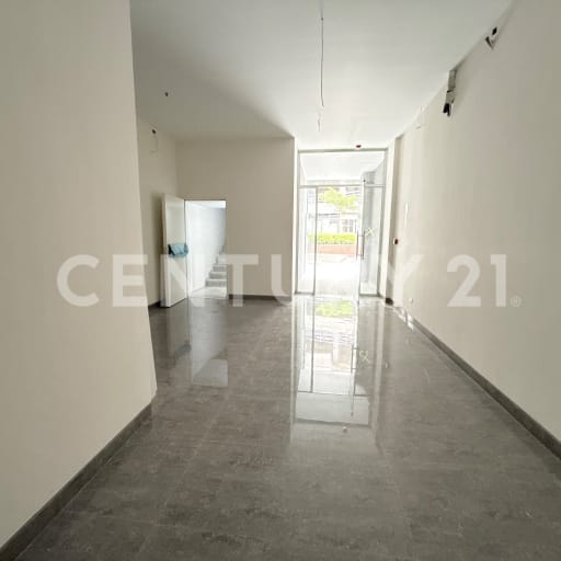 Oficinas de estreno en Marbe Tower con acabados premium