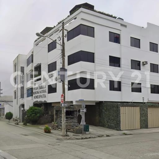 Edificio corporativo en Kennedy, 700m² y 5 niveles