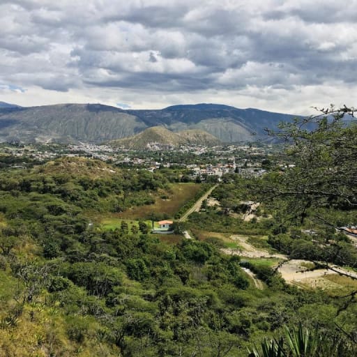 Venta terreno Guayllabamba cerca al parque, con escrituras individuales