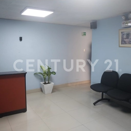 Consultorio médico en venta cerca de Baca Ortiz, 40.94m²
