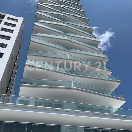 Departamento nuevo frente al mar con vista infinita y lujo