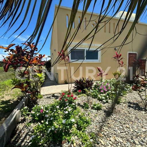 Casa en Mirador San José, Montecristi, con vista al mar