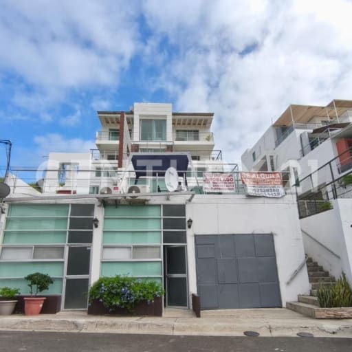 Suite dúplex en Altos de Manta Beach - 30m² ideal para inversión