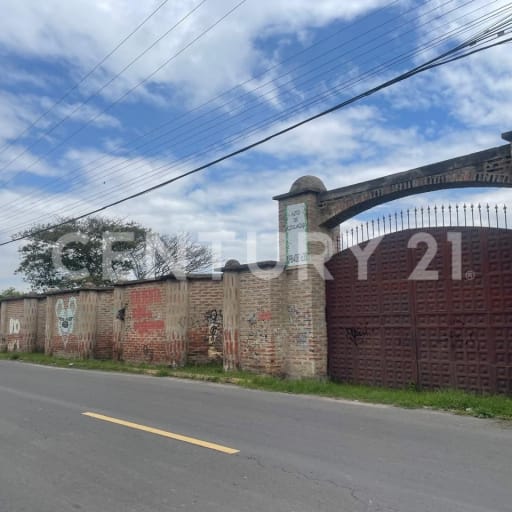 Terreno 9,902m² en Tumbaco, ideal para proyecto residencial