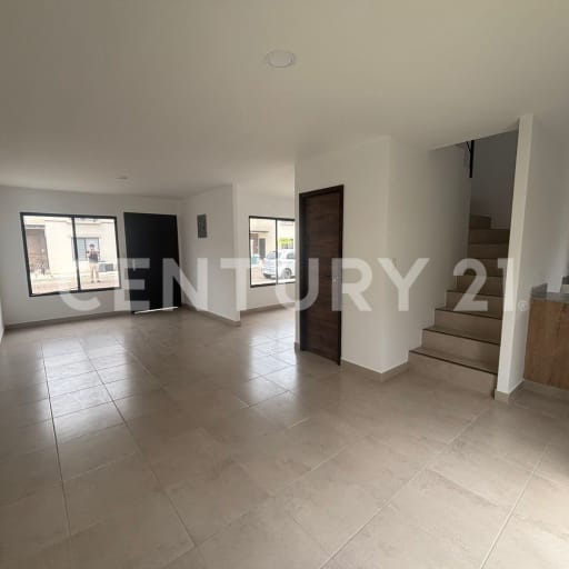 Villa 4 dormitorios en Los Prados - Km 15 vía a Salitre
