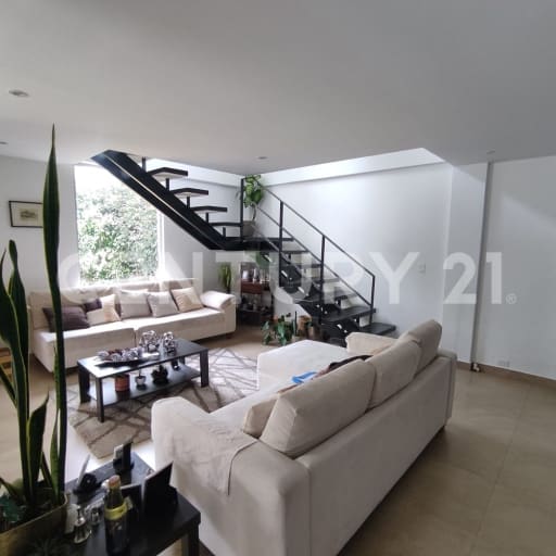 Apartamento duplex en El Arenal, Tumbaco - 70 m² jardín