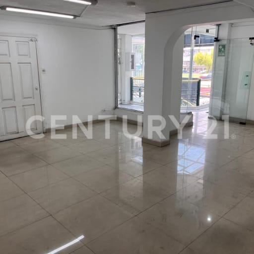 Local en alquiler en La Concepción, alto tráfico