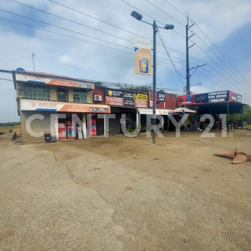 Terreno comercial en vía Salitre, ideal para tecnicentro