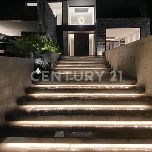 Residencia 582 m² en El Ingenio, 4 dorm. junto a Los Arrayanes