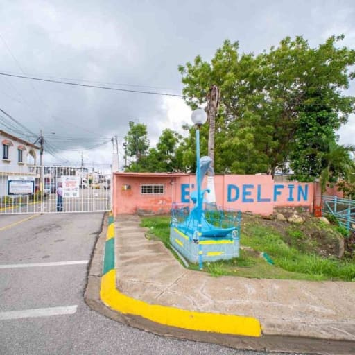 VENTA CASA URB. EL DELFIN-SANTA ELENA