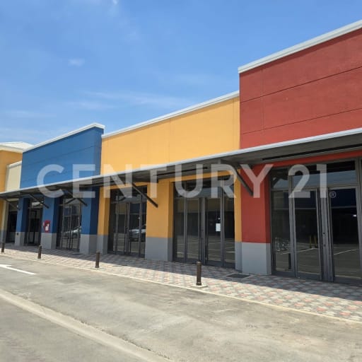 Local en Almax Center de 105m² con mezzanine y renta $1,500/mes