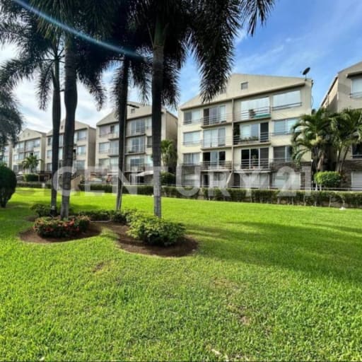 Depto. 107m² en condominio con vista al río - $130K