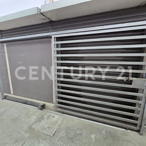 Bodega comercial de 138.6 m² en Bahía Norte, Guayaquil