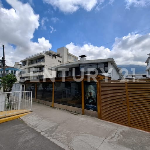 Casa comercial estratégica cerca de Quicentro Shopping, Quito