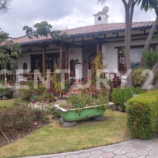 Terreno Lote amplia en venta en Quito