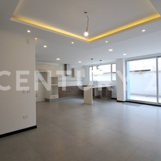 Departamento moderno 207m², 1° piso, lujo y áreas comunes