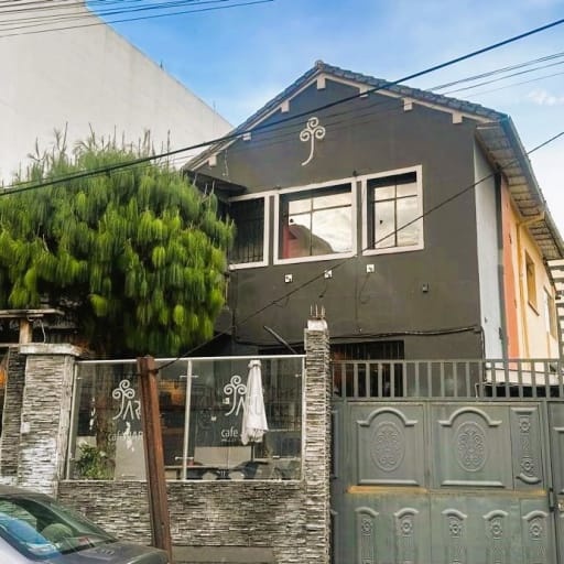 VENTA CASA EN LA FLORESTA 425 m², bien patrimonial Gi_B