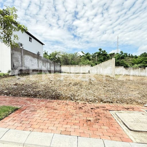 Terreno en Costa Sol: exclusividad y alta plusvalía en Vía a la Costa