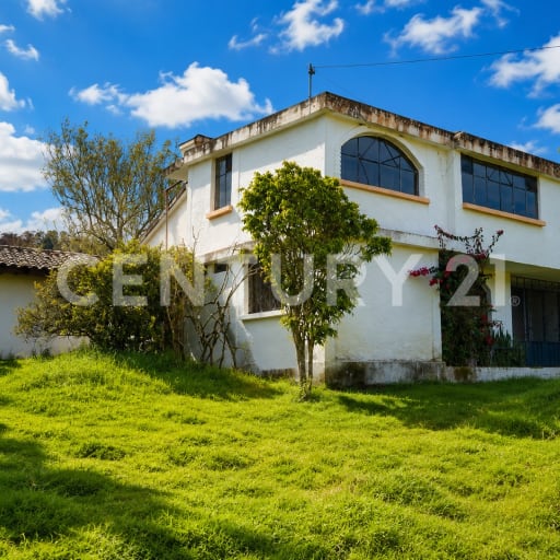 Terreno de 2.471 m² en Miranda, Amaguaña, alto potencial
