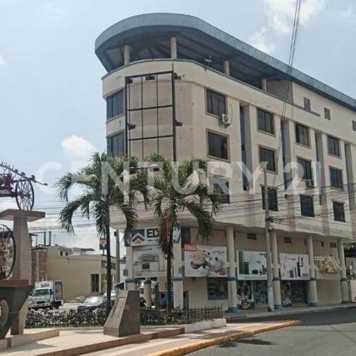 Local comercial en zona céntrica de Portoviejo - 199m²