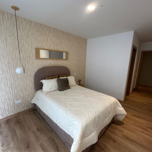 VENTA Suite con parquadero. Piso 8- La Carolina. CW