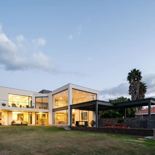 CASA DE LUJO 3 DORMITORIOS CON SUITE INDEPENDIENTE, Santa Inés Cumbayá