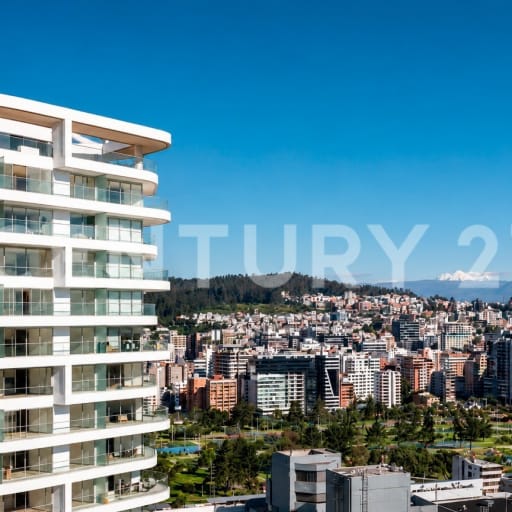 Residencia OH en González Suárez, 3 dorm, terraza y vista a Cumbayá