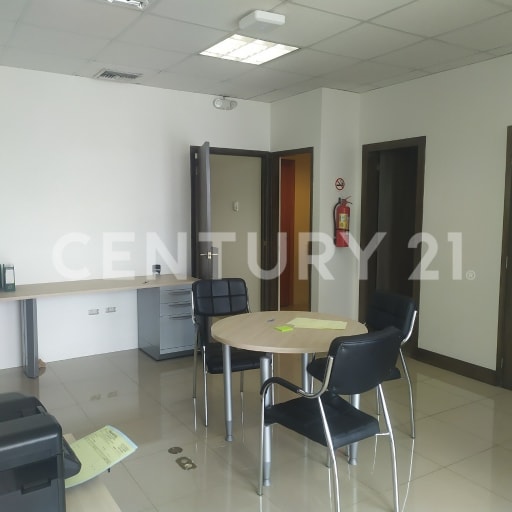 Oficina 58 m² en Kennedy, cerca de centros comerciales y hoteles
