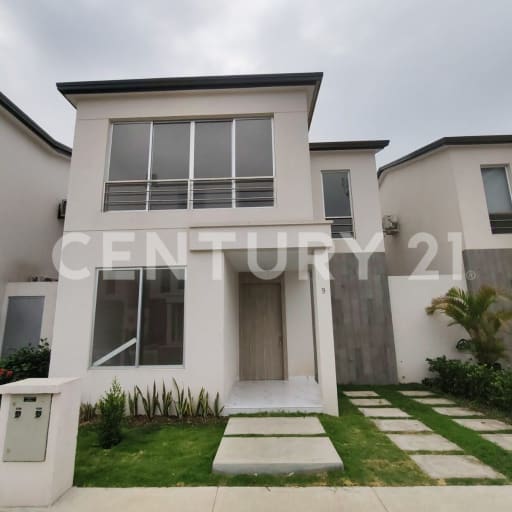 Casa 173m² en Millenium Village con 3 dormitorios