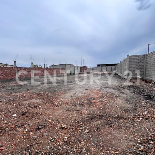 Terreno industrial 1400m² en Duran - Alquiler $1,500