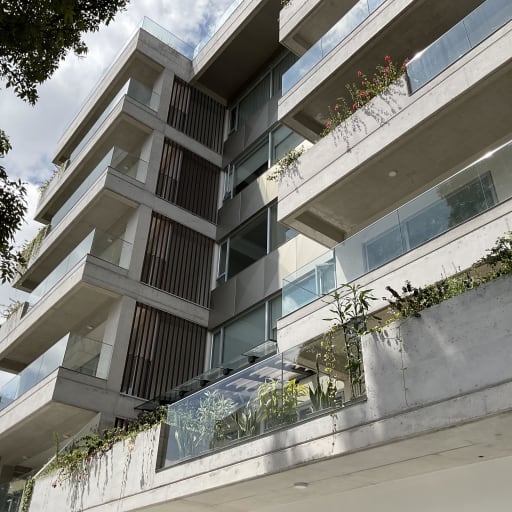 Suite en venta en Quito Tenis por $122,490: comodidad y estilo en una ubicación privilegiada AH