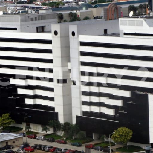 Local comercial 140m² en Torres del Norte - Kennedy