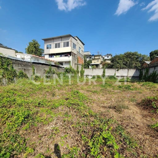 Terreno comercial/industrial en Vía a Daule - 800m²