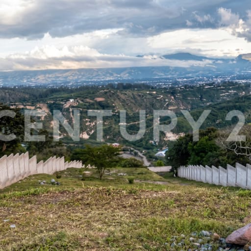 Terreno en Nayón, 4,244m², ideal para proyecto residencial