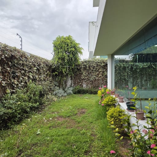 En venta hermosa Casa en Cumbayá dentro de conjunto
