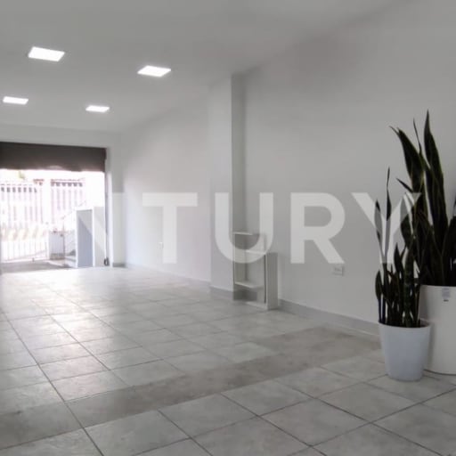 Local comercial 380 m² en Capelo - 2 plantas y parqueadero