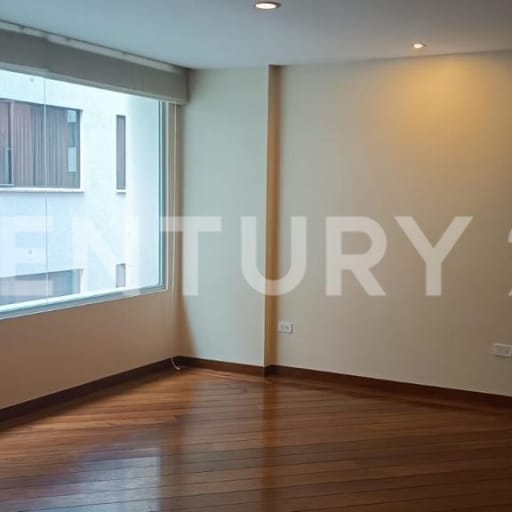 Departamento exclusivo cerca de La Carolina con acabados premium