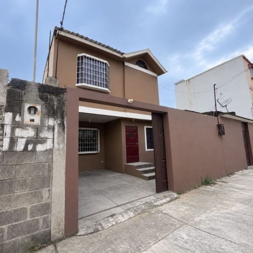 CASA DE 2 PISOS EN VENTA CDLA GUAYACANES