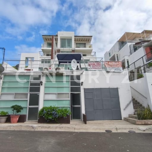Suite dúplex en Altos de Manta Beach: 30 m² ideal para inversión