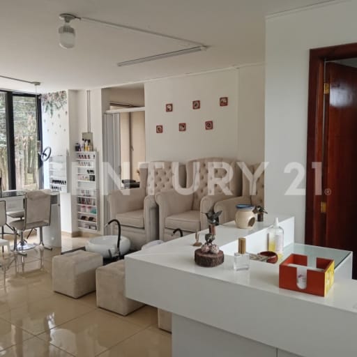 Local 35m² en zona residencial - Ideal Spa/Estética