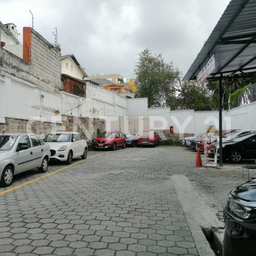 Terreno 480m² en Hospital Baca Ortiz - Alto potencial