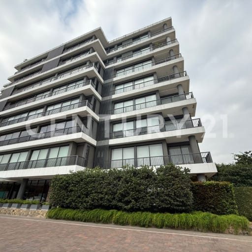 Depto. moderno en Isla Mocolí de 167m² con piscina y gimnasio
