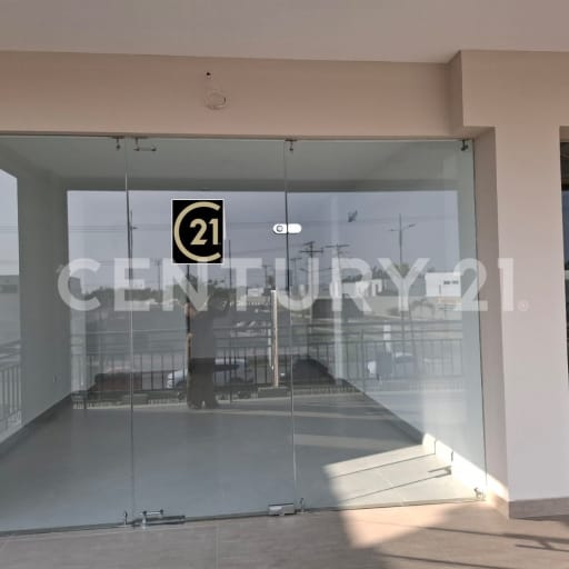 Local comercial en Samborondón: 30m² con alta visibilidad