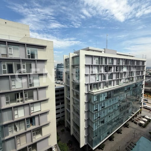 Local con rooftop privado en Ágora - Guayaquil. 570m2 + 5 parqueos