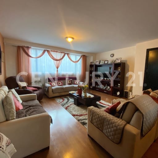 Departamento 3 dormitorios en urbanización exclusiva con vista