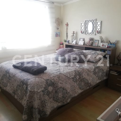 Casa en venta al norte de Quito con áreas verdes y guardiana 24/7