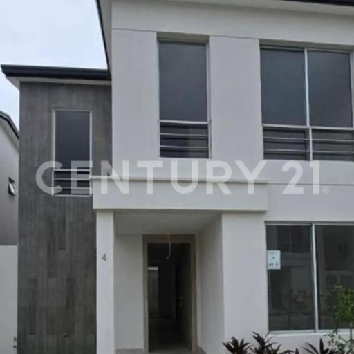 Casa en Millenium Village 173m² con piscina y canchas