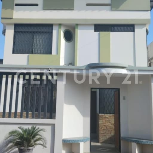 Casa en Ciudadela los Almendros: 4 dormitorios y terraza