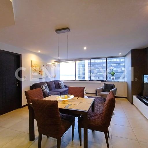 Departamento en Torre Bellini, Puerto Santa Ana, Guayaquil