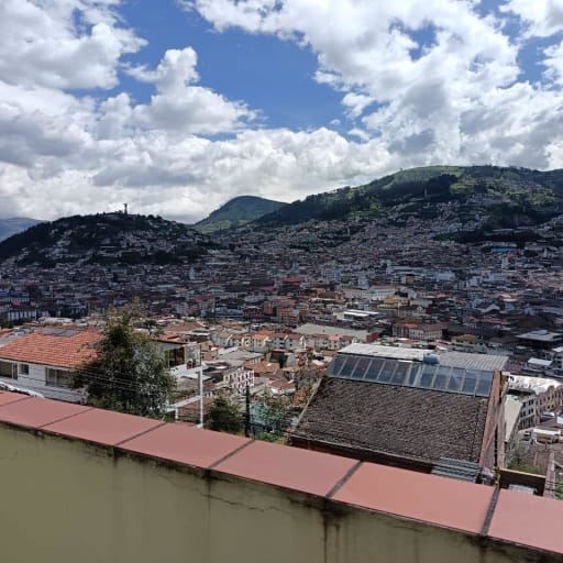 Casa en venta Itchimbía, La Tola, Quito con vista al Centro Histórico